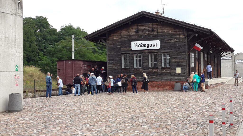 Lodz - Radegast station